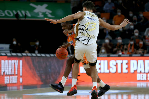 必不可少的 必不可少的